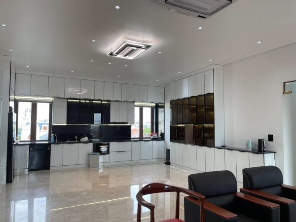 508649903 122213845166158575 650701505117755287 n Nội thất nhôm Aluhome chuyên tủ bếp, tủ quần áo, vách ngăn CNC. Thiết kế đẹp, chống ẩm mốc, lắp ráp nhanh, bền bỉ, không cong vênh, không mối mọt.